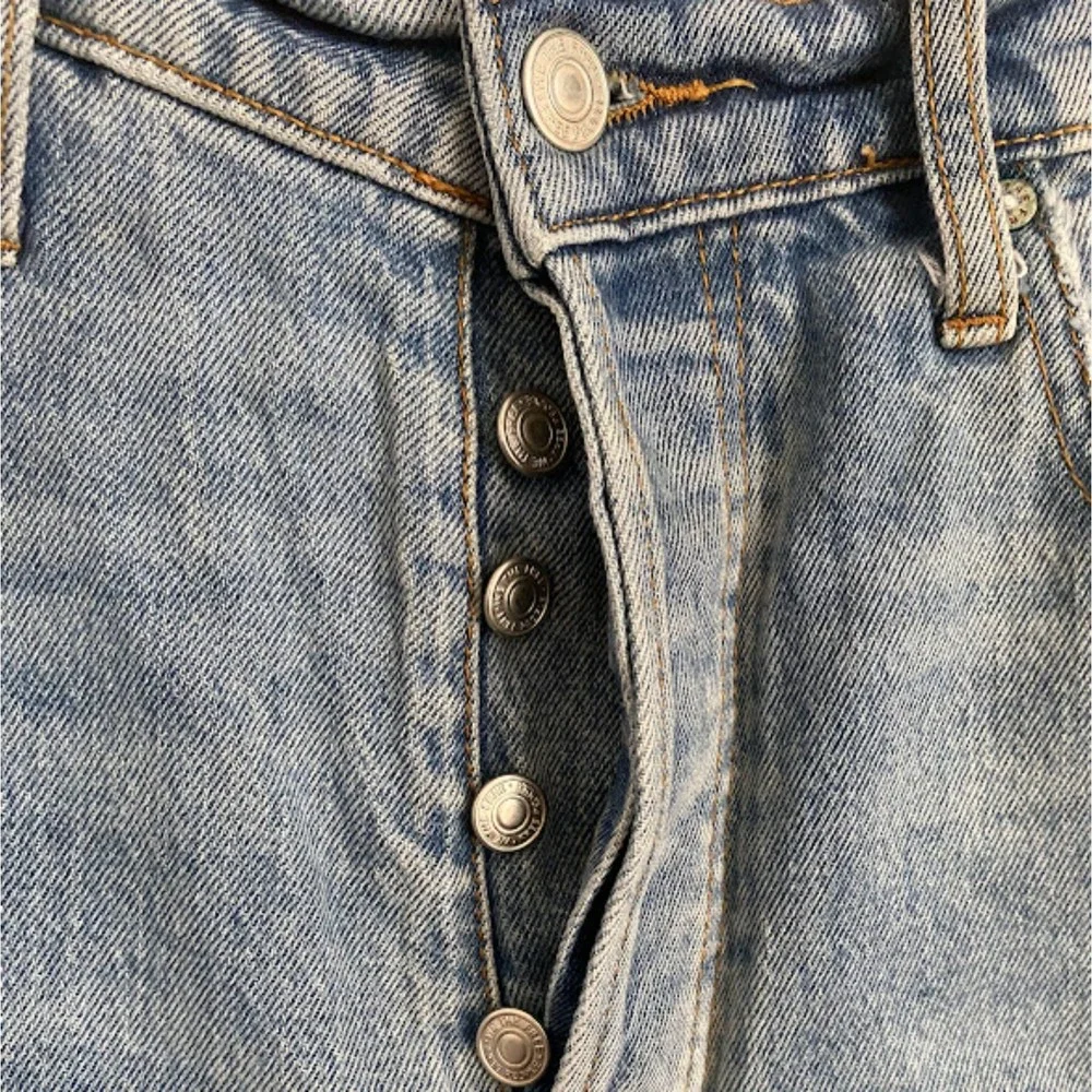 We The Free Ripped Distressed Raw Hem Denim Jeans 29
